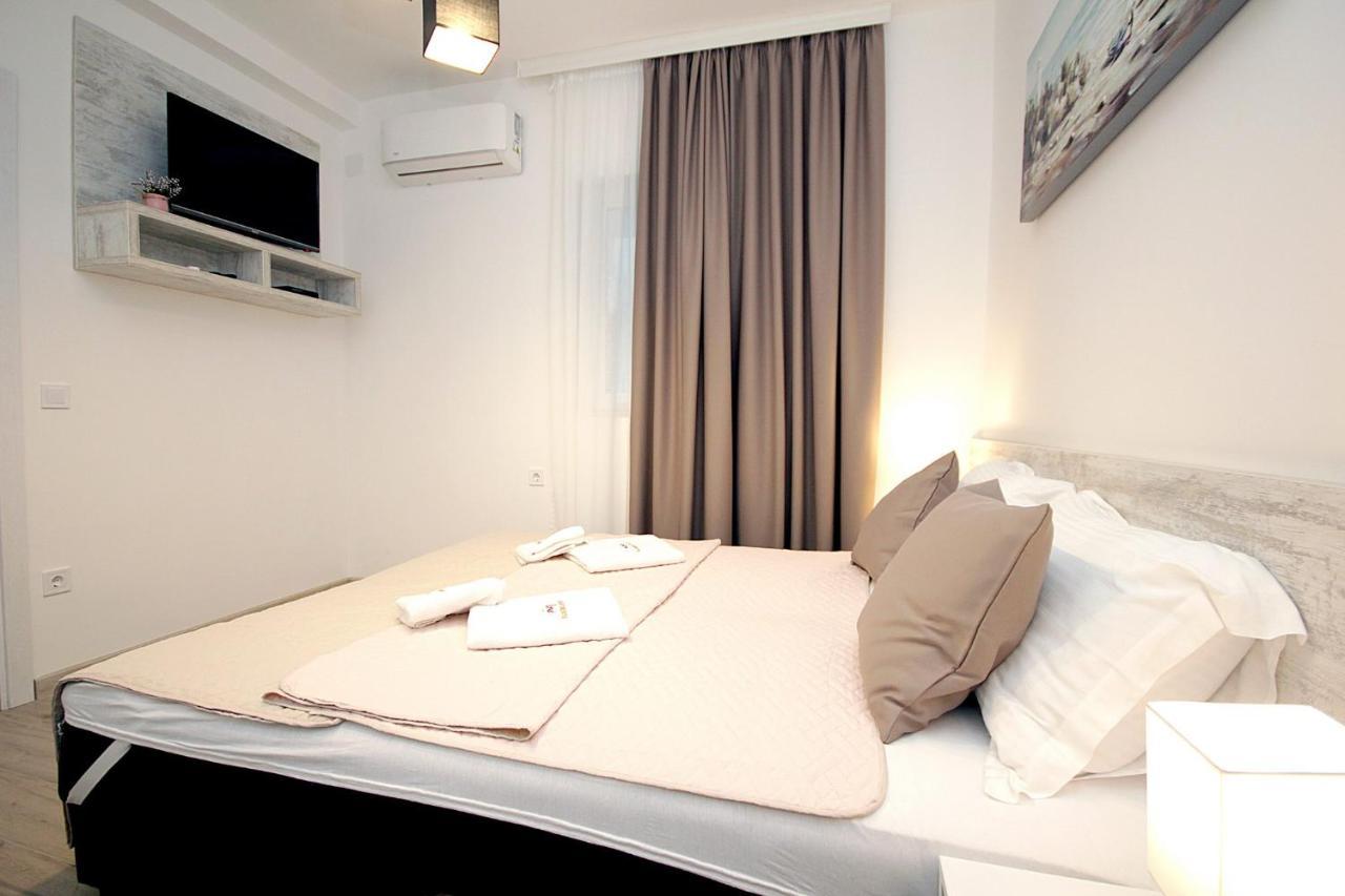 Apartments Saric バール エクステリア 写真